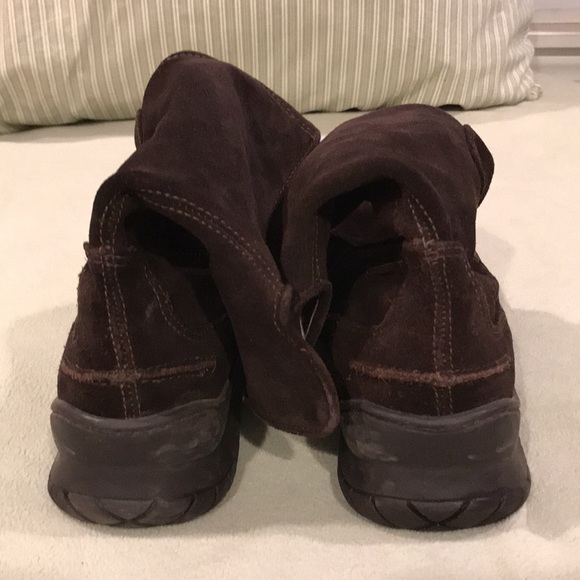 Steve Madden size 9 1/2 chocolate brown suede boots. - Picture 5 of 5